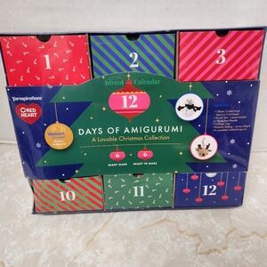 12 DAYS OF AMIGURUMI Crochet Gift Advent Calendar Red Heart Craft Gift New